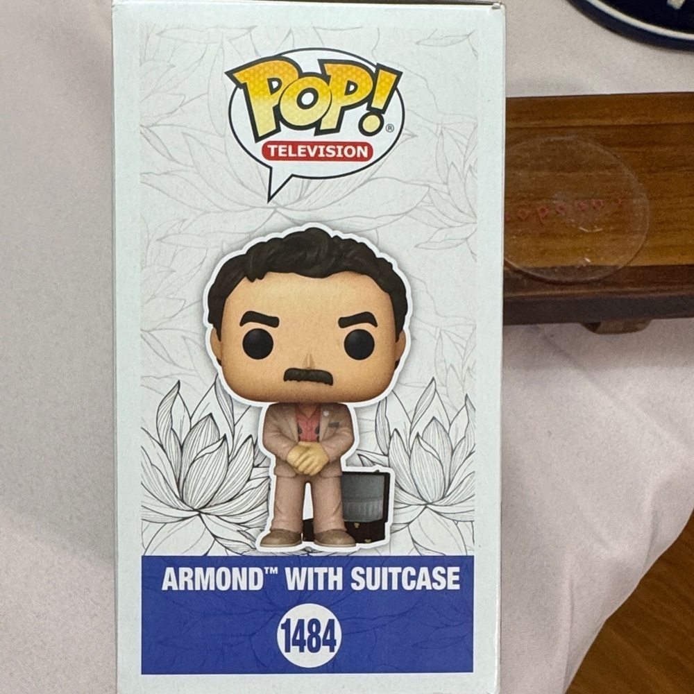 Funko Pop! Armond with Suitcase #1484 - Multicolor - Picture 3 of 5
